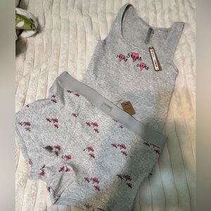 SKIMS pyjama set